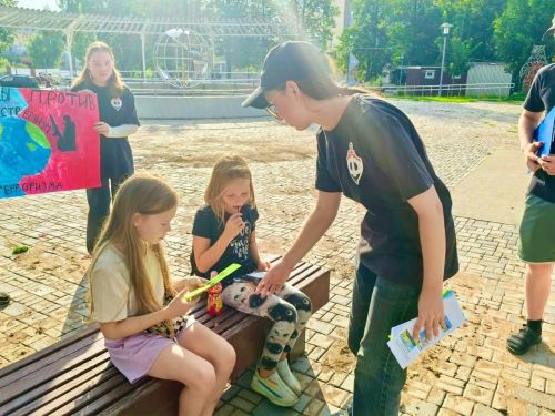 В Менделееске провели опрос среди прохожих на тему знаний о экстремизме и терроризме