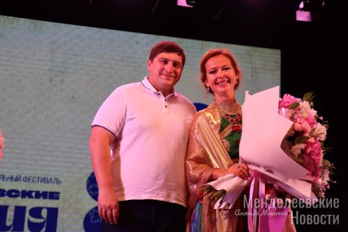 Российская актриса Елена Захарова: «Спасибо, менделеевцы, за ваше внимание, аплодисменты и любовь»
