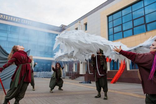 «Эффектное шоу» и «самые душевные истории»: в Менделеевске прошли премьеры спектаклей, созданных горожанами