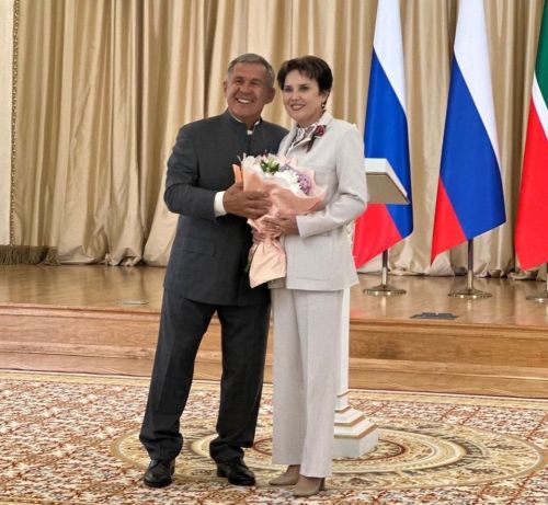 Заместитель главы Менделеевского района Лейсан Галеева получила медаль