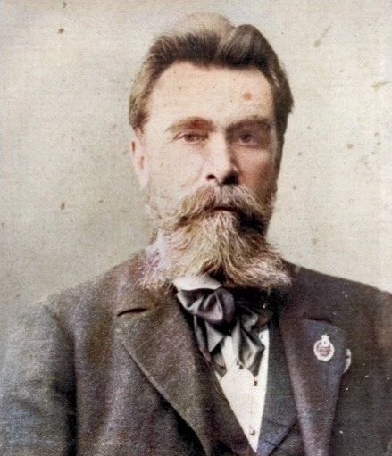 Музей Менделеевска: Старые фотографии теперь в цвете благодаря нейросети