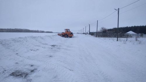 В связи с ухудшением погодных условий в Менделеевске ведутся работы по устранению гололеда