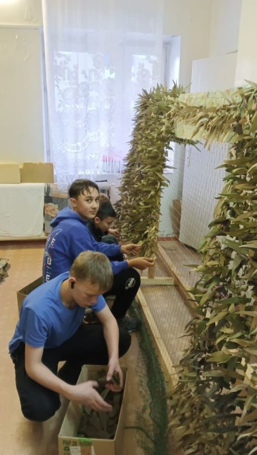 Первые Менделеевского района продолжают творить добрые дел