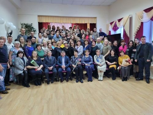 Когда в школах Менделеевска пройдут встречи выпускников