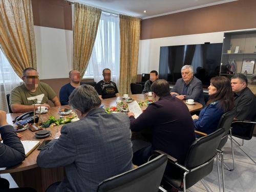 Радмир Беляев встретился с бойцами СВО, находящимися в отпуске