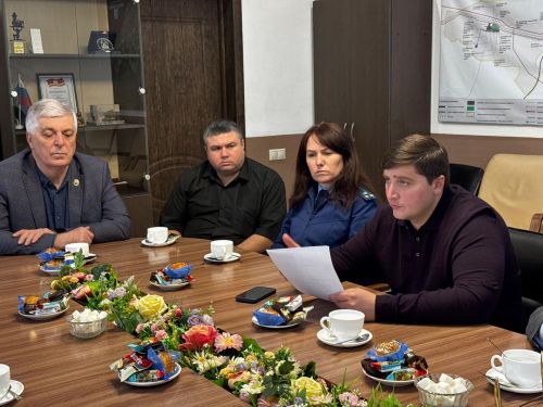 Радмир Беляев встретился с бойцами СВО, находящимися в отпуске