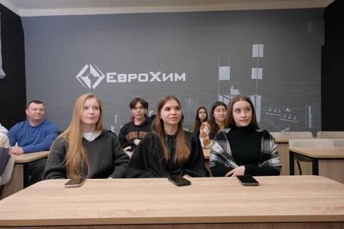 В Казани обсудили дальнейшее сотрудничество между КНИТУ, Менделеевским районом и АО «Аммоний»