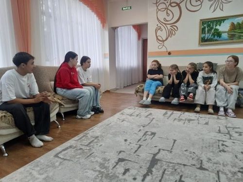 В Менделеевском приюте «Камские зори» устроили творческий праздник ко Дню отца