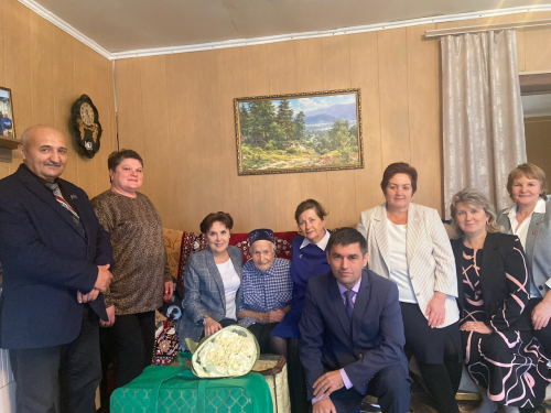 Ветеран педагогического труда Рафис Назмутдинов из Псеева отметил 90-летие