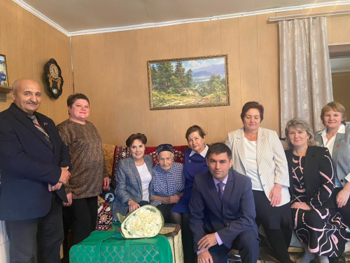 Ветеран педагогического труда Рафис Назмутдинов из Псеева отметил 90-летие