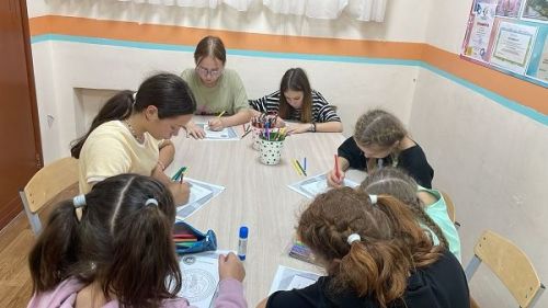 Детский приют «Камские зори» провел экологический урок о снежном барсе и геральдике Татарстана