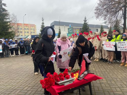В Менделеевске почтили память жертв ДТП