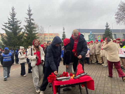 В Менделеевске почтили память жертв ДТП