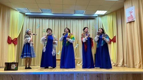 «Торт» единства: в Мунайкинском СДК ярко стартовал новый творческий сезон