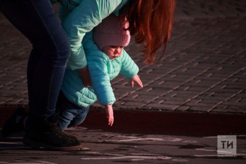 Пособие по уходу за ребёнком до 1,5 лет в Татарстане: кто может получать