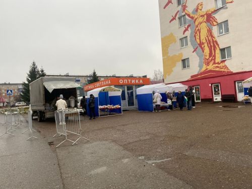 Непогода аграриям Менделеевска не помеха