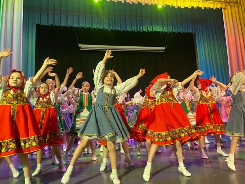 В ДШИ Менделеевска состоялся юбилейный концерт образцового хореографического коллектива «Шатлык»