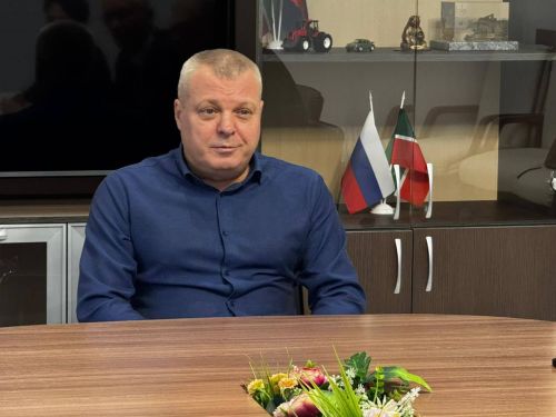 Депутат Госдумы Анатолий Иванов посетил с рабочим визитом Менделеевский район