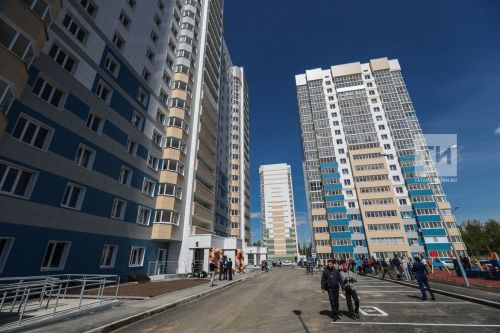 С 2026 года в России запретят латиницу в названиях жилых комплексов