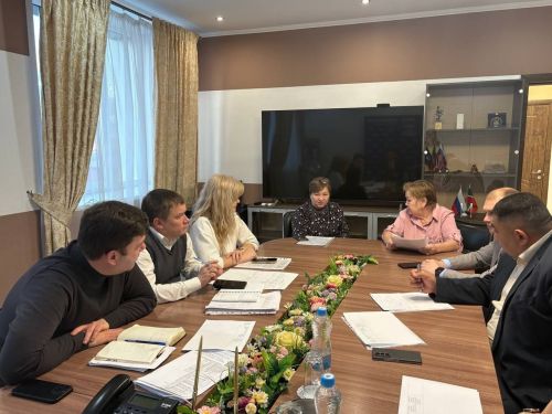 Глава Менделеевского района Роберт Искандаров провел традиционный прием граждан