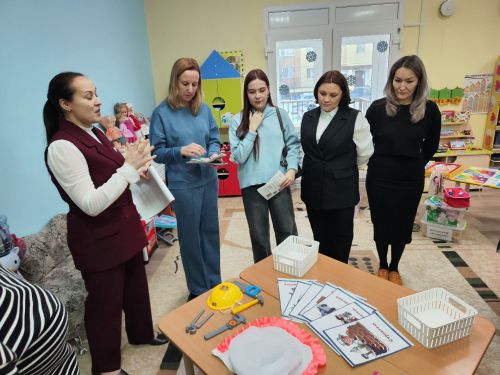 Педагоги из Менделеевска освоили новые инструменты профориентации дошкольников