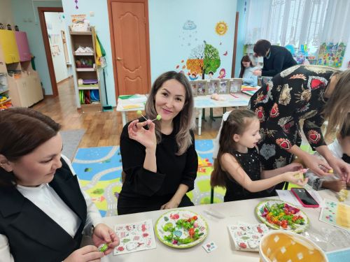 Педагоги из Менделеевска освоили новые инструменты профориентации дошкольников