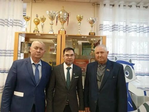 Делегация из Менделеевска приняла участие в заседании Высшего совета «Татарстан – новый век» в Казани