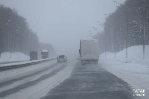 Зимние поездки по трассе: 5 ошибок водителей, которые приводят к аварии