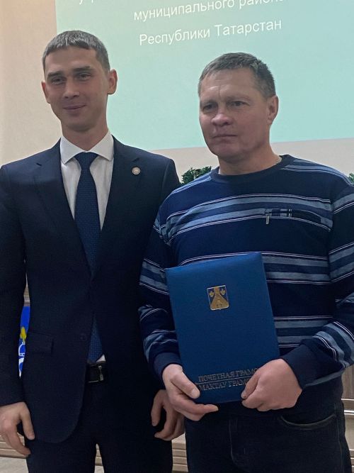 В Менделеевском районе чествовали энергетиков
