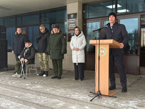 Гуманитарная помощь из Менделеевска: новогодний груз для бойцов отправился в зону СВО