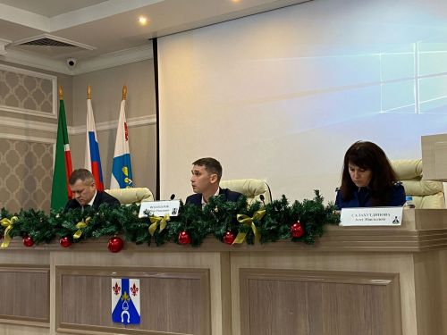 В Менделеевске обсуждены вопросы безопасности в новогодние праздники