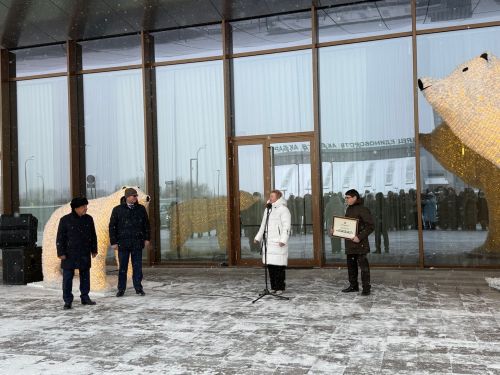 Филиалам АО «Татмедиа» вручили автомобили в преддверии Нового года