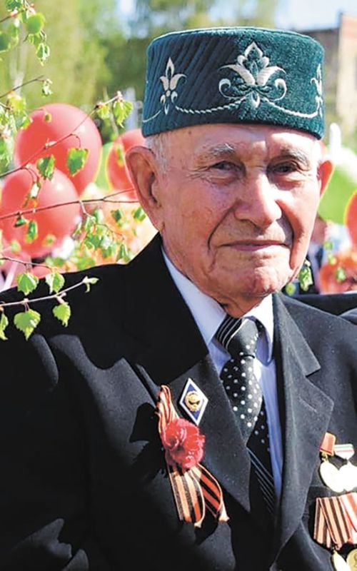Зайнак Аглиев: ветеран года, отдавший армии десять лет жизни