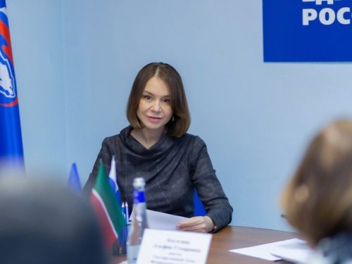 Альфия Когогина помогла татарстанцу оформить вид на жительство для матери