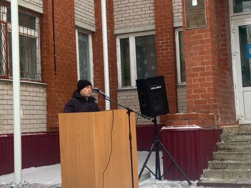 Вечная память Герою: в Псееве открыли мемориальную доску