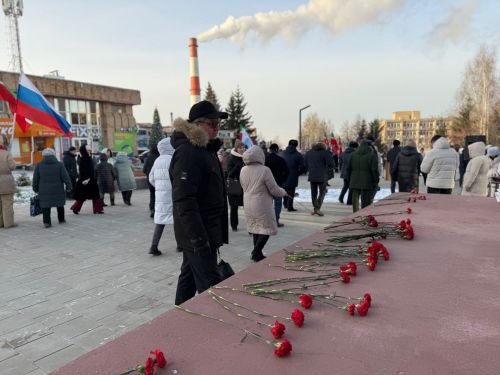 В Менделеевске почтили память Героев Отечества