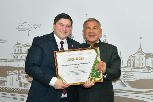 Менделеевский район победил в Республиканском конкурсе на лучшее новогоднее оформление