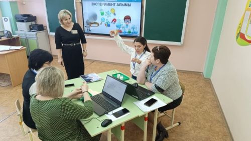 Менделеевск принял участие в зональном этапе конкурса «Лучший учитель татарского языка и литературы»