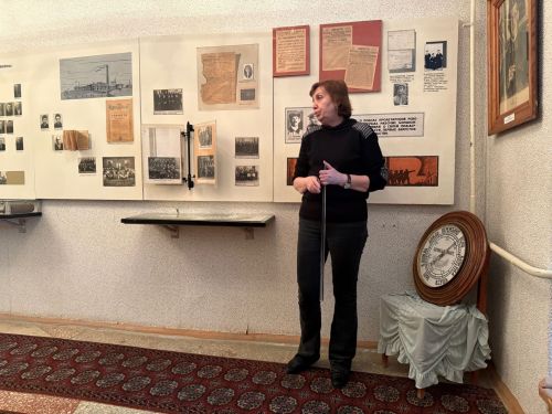 Коллектив «Менделеевских новостей» побывал с экскурсией в музее химзавода имени Карпова