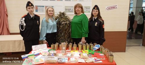 Во Дворце культуры имени С. Гассара прошла выставка, посвящённая СВО