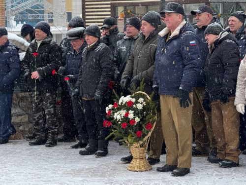 Менделеевск почтил память воинов, погибших в Афганистане и Чечне