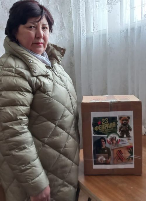 В преддверии Дня защитника Отечества в Менделеевске образовательные учреждения подготовили гуманитарную помощь для бойцов СВО