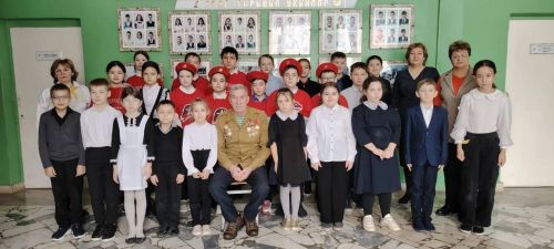 В Псеевской школе прошла встреча с участником афганской войны