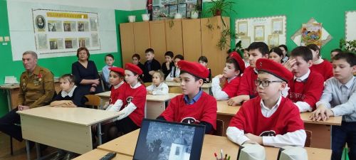 В Псеевской школе прошла встреча с участником афганской войны