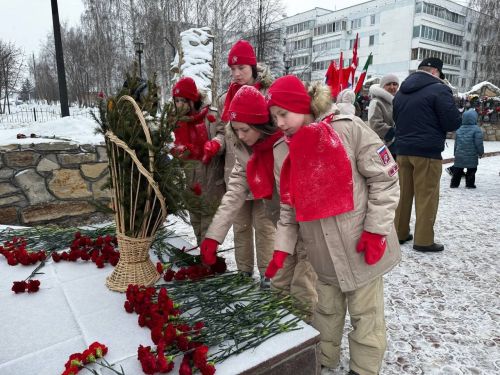 Менделеевск почтил память воинов, погибших в Афганистане и Чечне