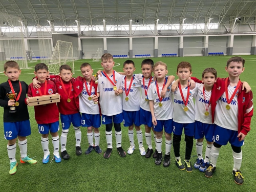 Футбольная команда «Химик» стала лучшей в однодневном турнире STROITEL CUP