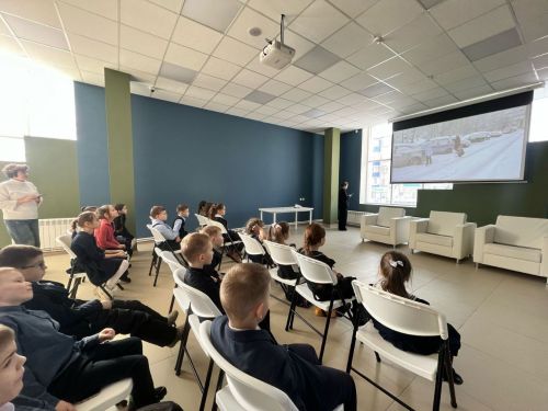 В универсальном зале кинотеатра «Юность» состоялась профилактическая беседа