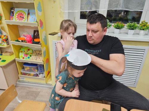В детском саде «Планета детства» прошел мастер-класс «Для Вас, защитники Отечества»