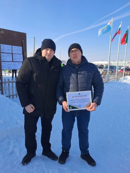 Более 150 спортсменов Татарстана и Удмуртии вышли на лыжный старт в Менделеевске