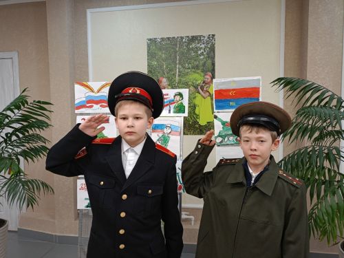 В Татарскочелнинском клубе оформлена фотовыставка